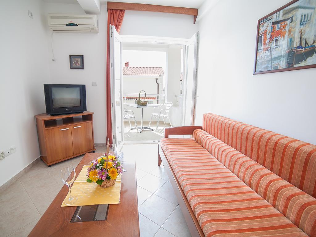 Apartments Ivan Petrovac Habitación foto