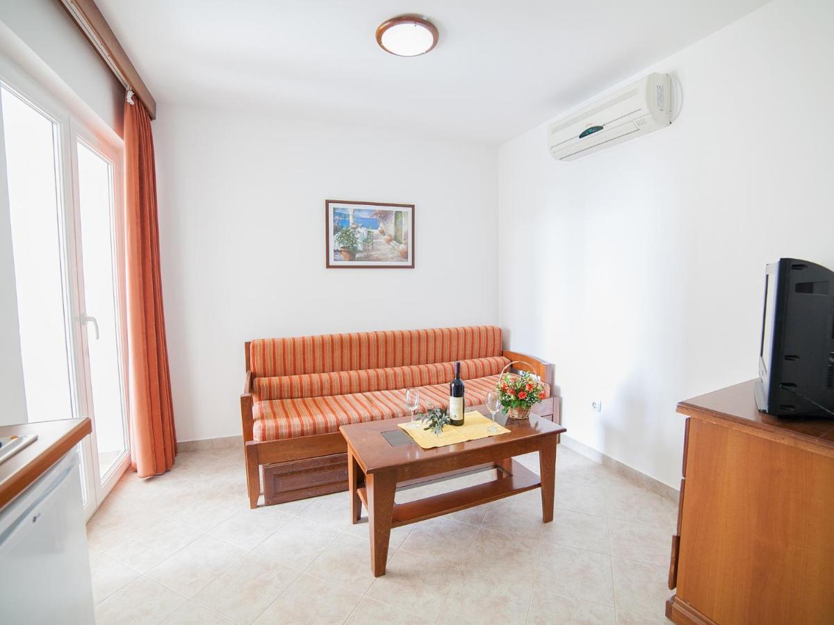 Apartments Ivan Petrovac Habitación foto